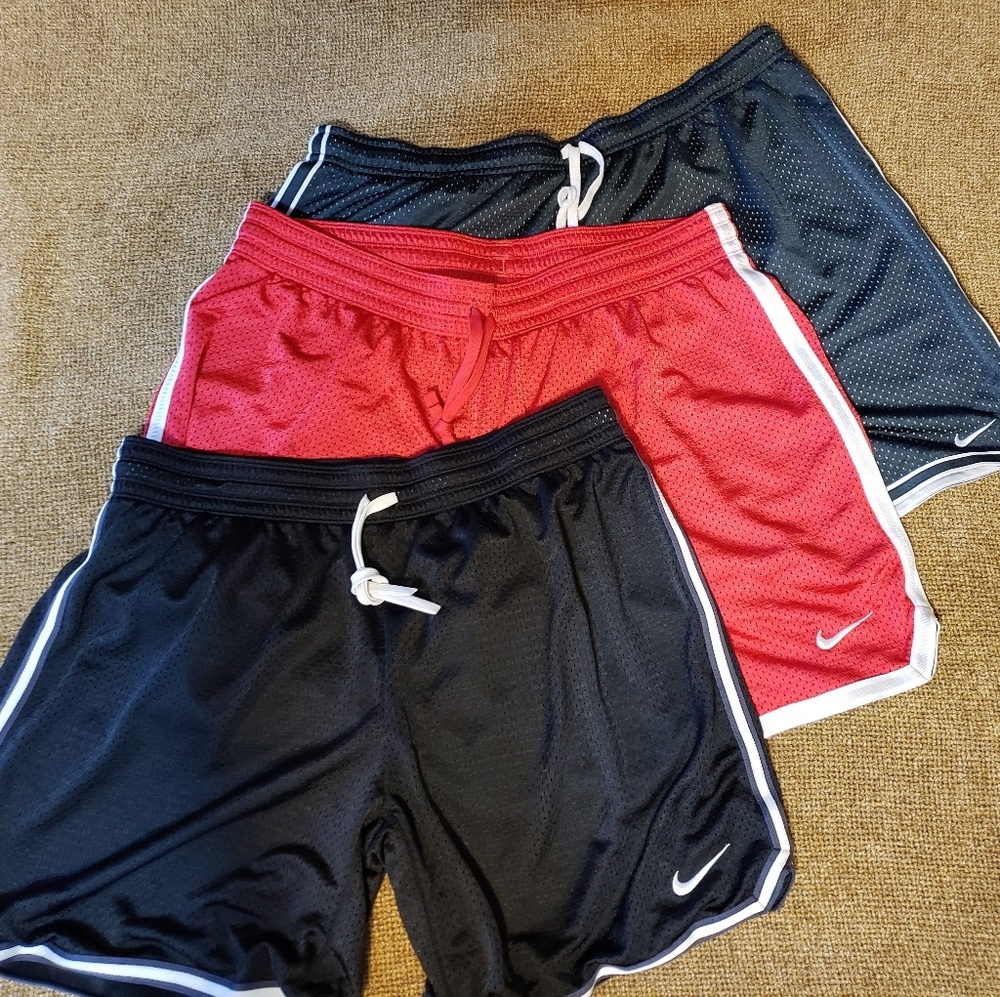 3 pairs of Nike shorts